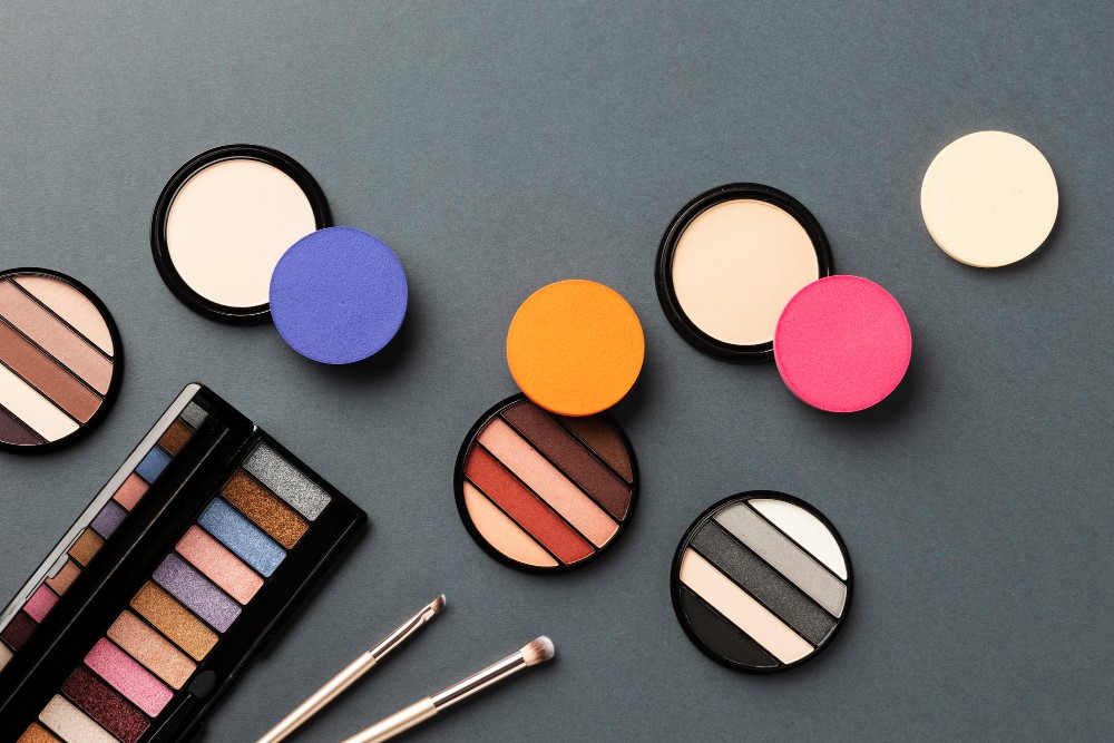 Eyeshadow Palettes for Every Skin Tone: Finding Shades That Complement You